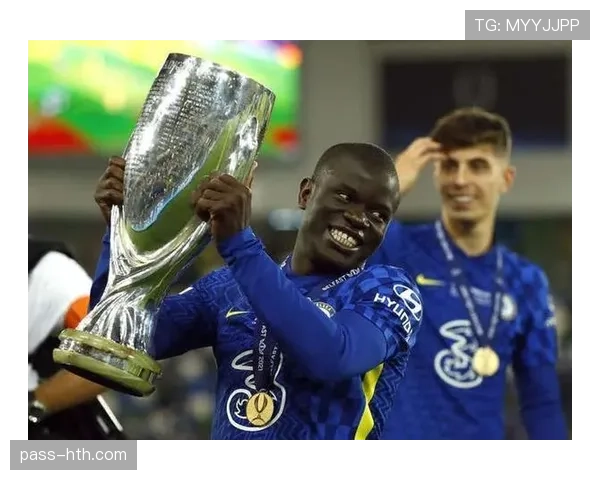 罗德里 vs 布斯克茨：后腰传承中的战术角色与比赛控制力对比